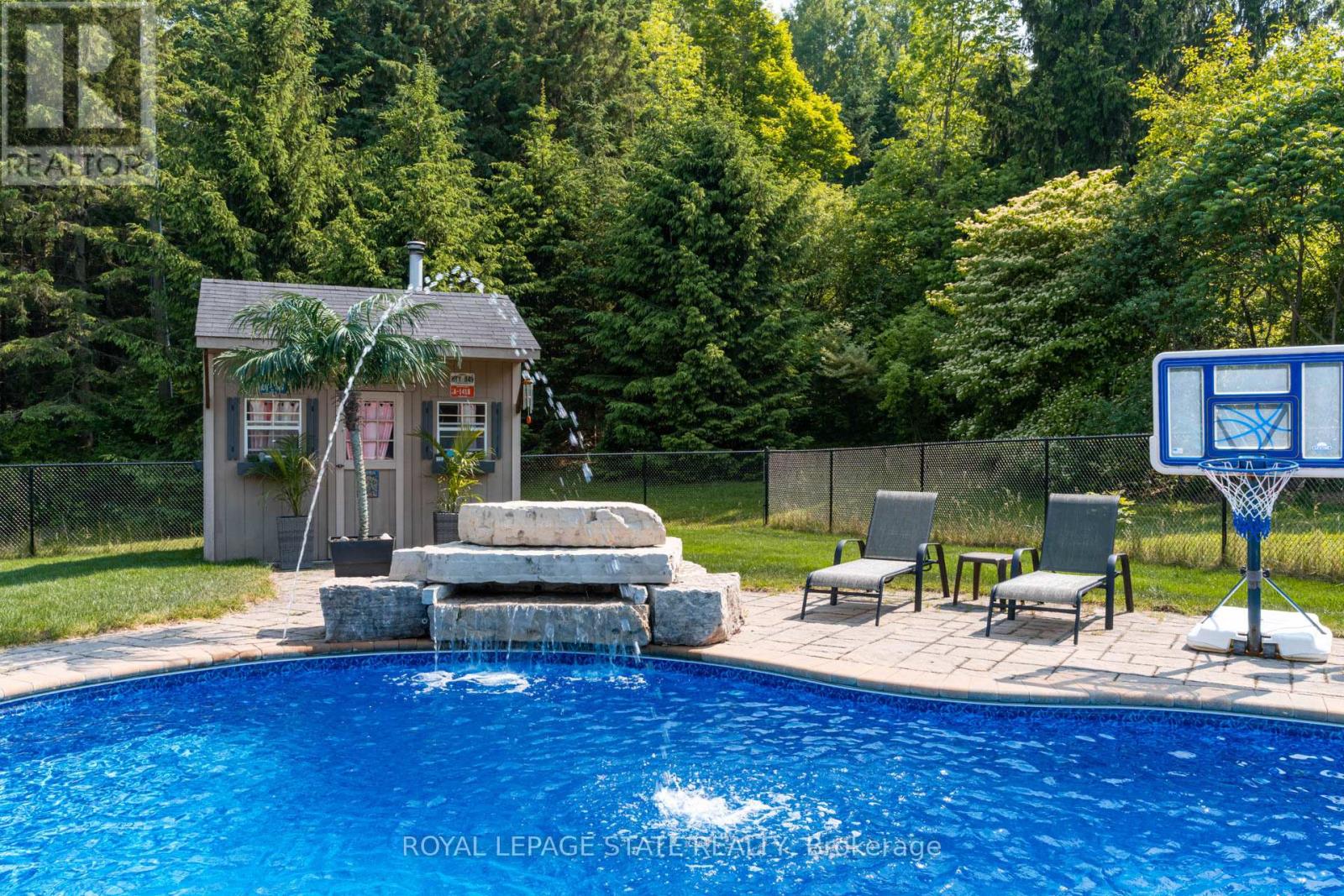 814 Binkley Road, Hamilton, Ontario  L9H 6V8 - Photo 45 - X12957042