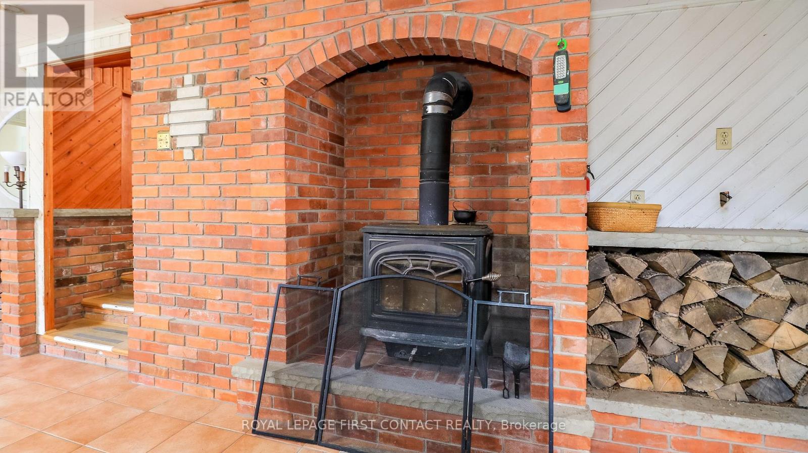 6237 2 Concession, Clearview, Ontario  L0M 1N0 - Photo 10 - S12817020