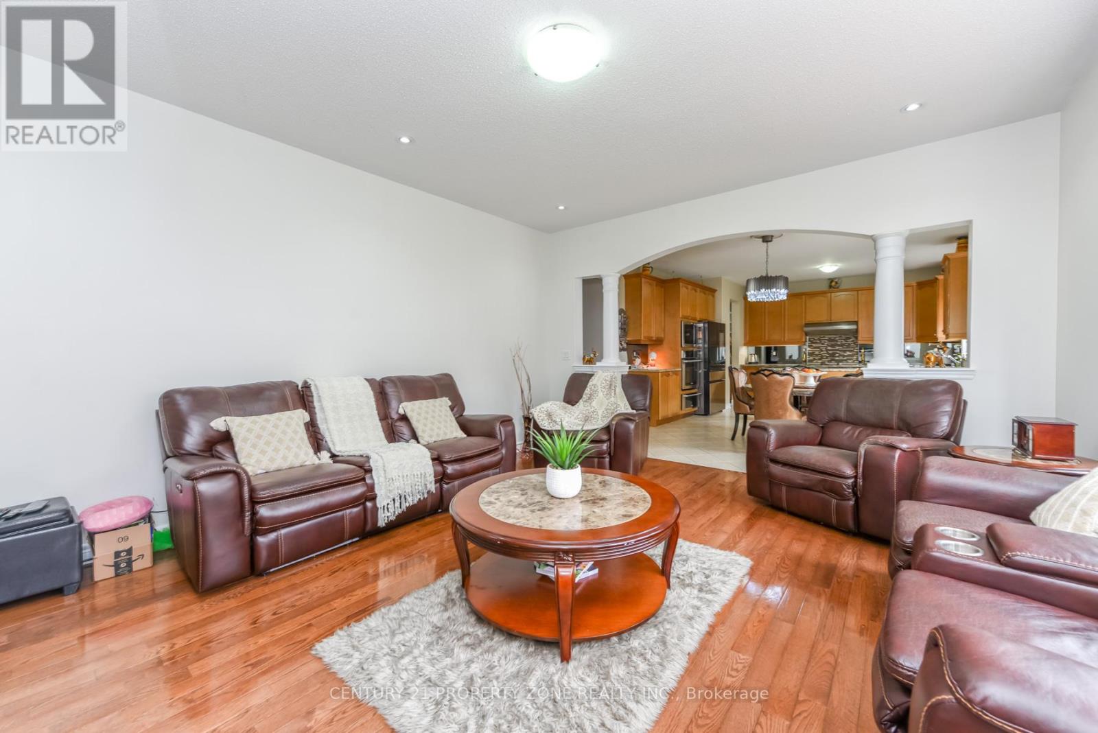 22 Jacksonville Drive, Brampton (Vales Of Castlemore), Ontario  L6P 2Z3 - Photo 18 - W12948228