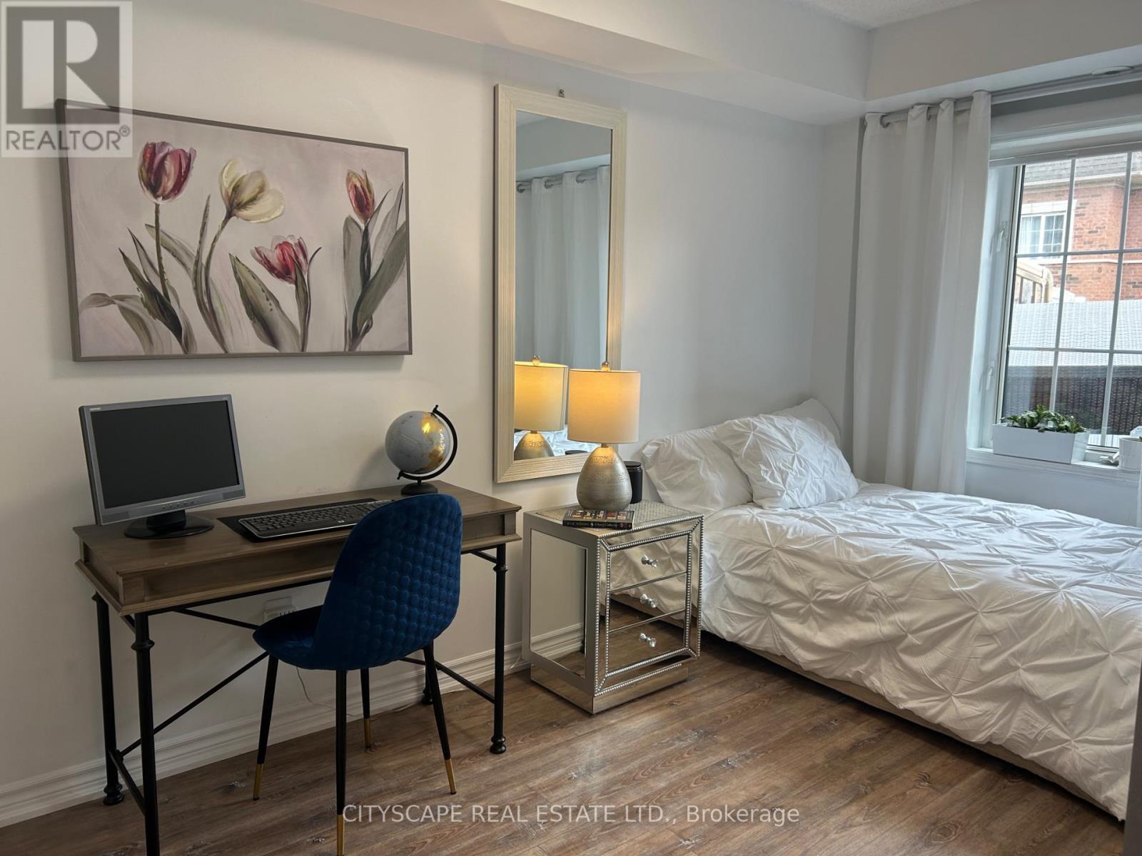 162 - 601 Shoreline Drive, Mississauga, Ontario  L5B 4K1 - Photo 7 - W12883442