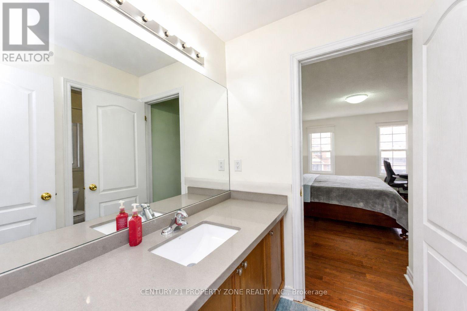 22 Jacksonville Drive, Brampton (Vales Of Castlemore), Ontario  L6P 2Z3 - Photo 26 - W12948228