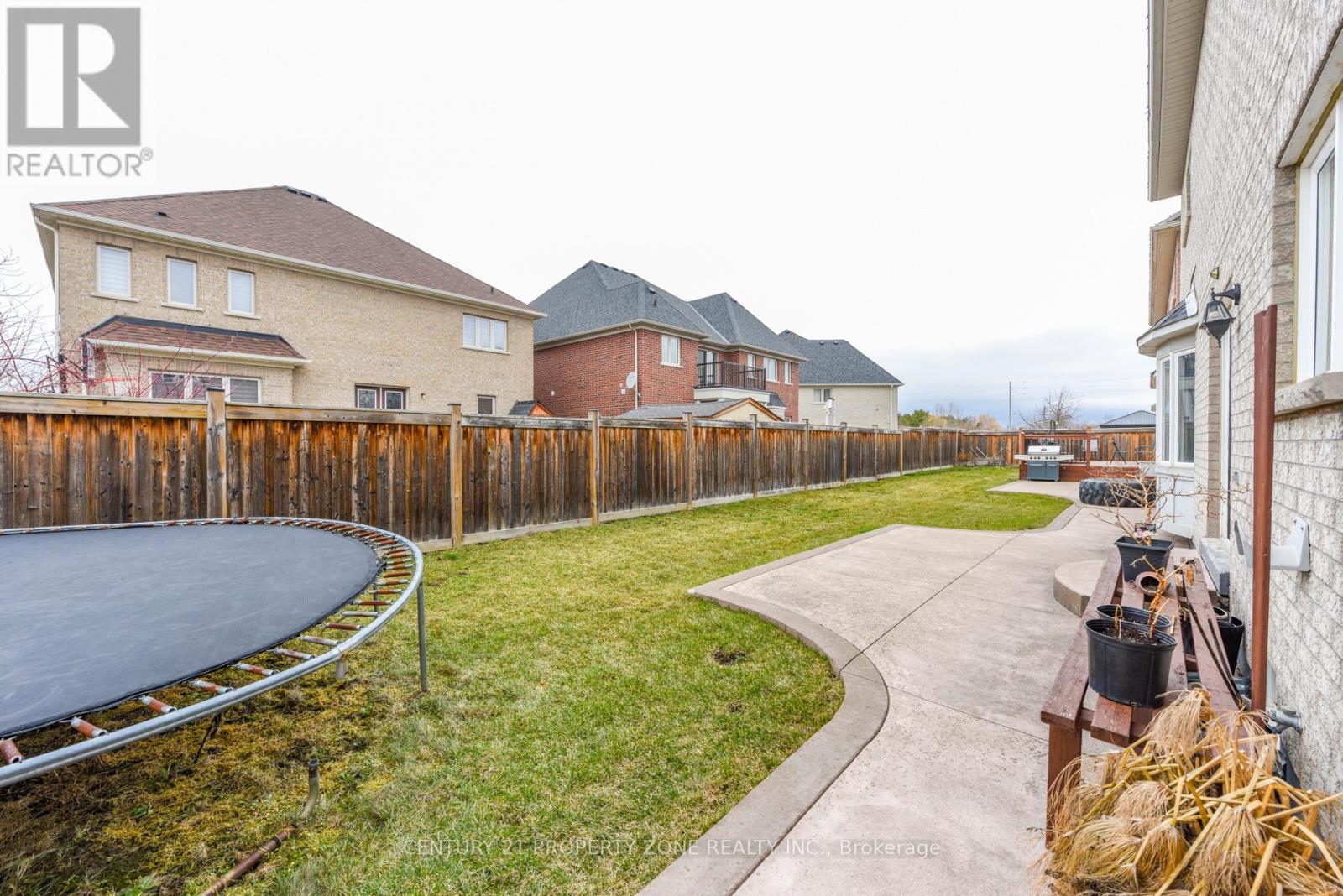 22 Jacksonville Drive, Brampton (Vales Of Castlemore), Ontario  L6P 2Z3 - Photo 37 - W12948228