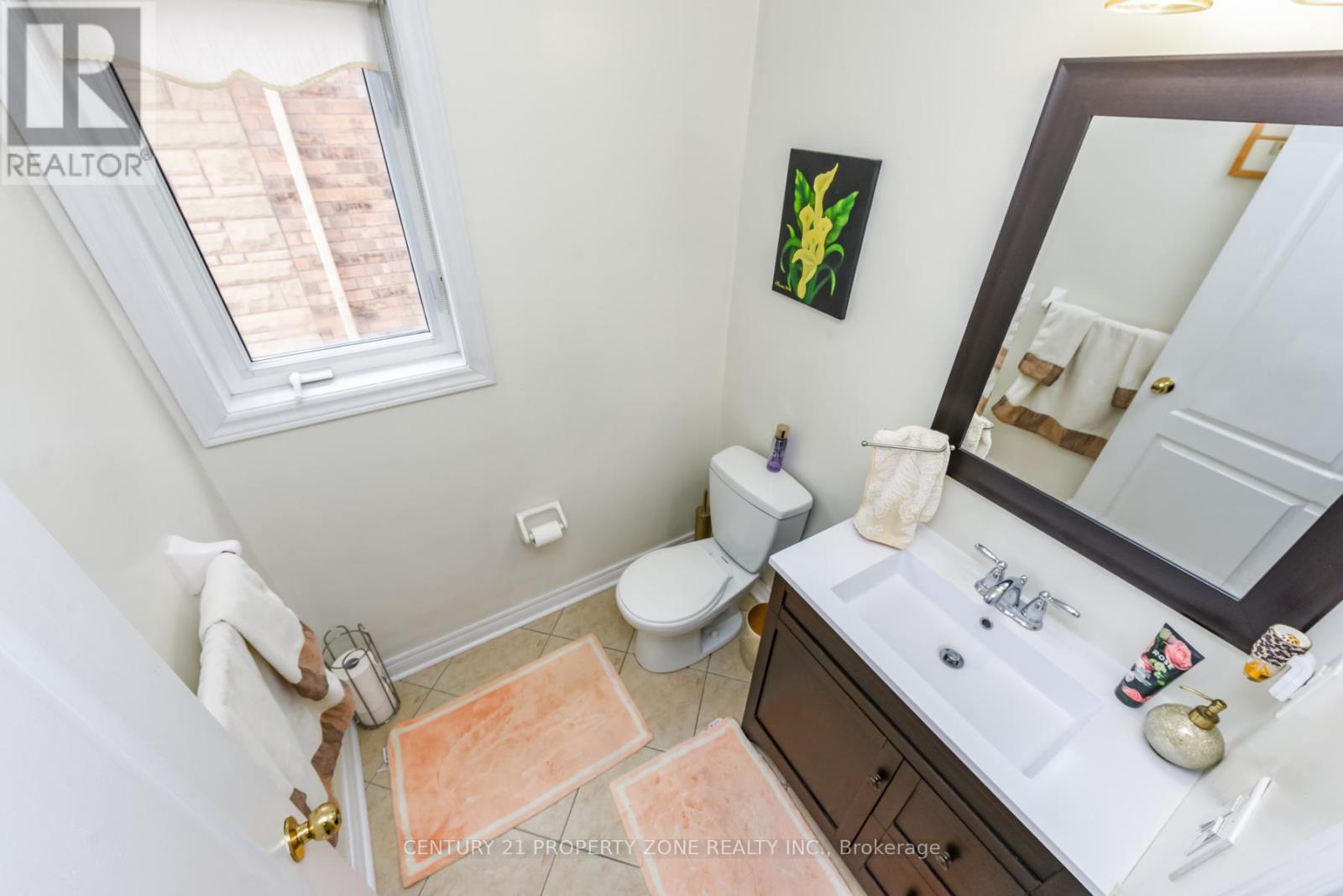 22 Jacksonville Drive, Brampton (Vales Of Castlemore), Ontario  L6P 2Z3 - Photo 6 - W12948228