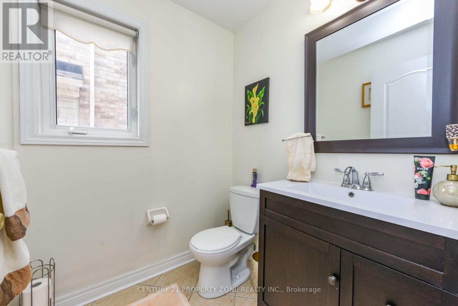 22 Jacksonville Drive, Brampton (Vales Of Castlemore), Ontario  L6P 2Z3 - Photo 5 - W12948228