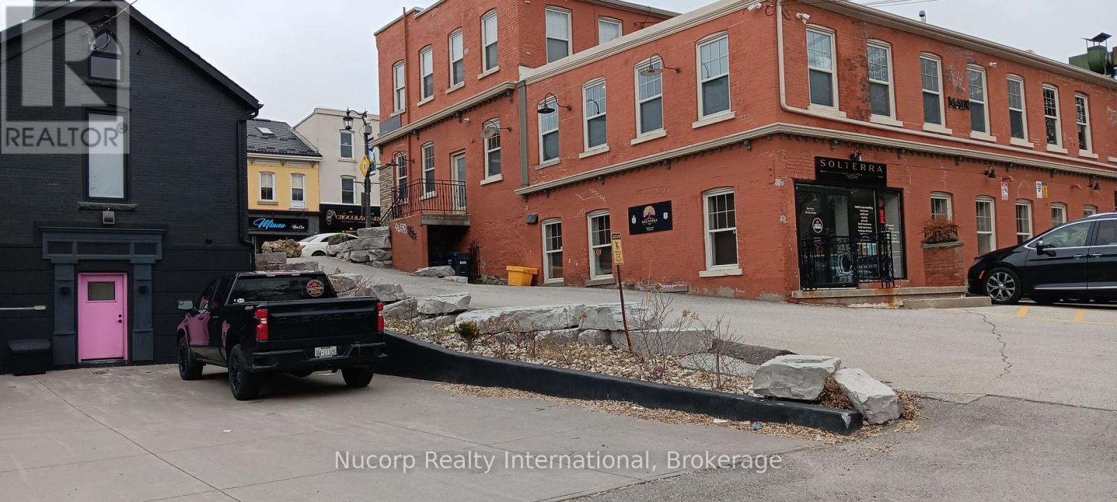 181 Main Street, Milton, Ontario  L9T 1N7 - Photo 7 - W12954220