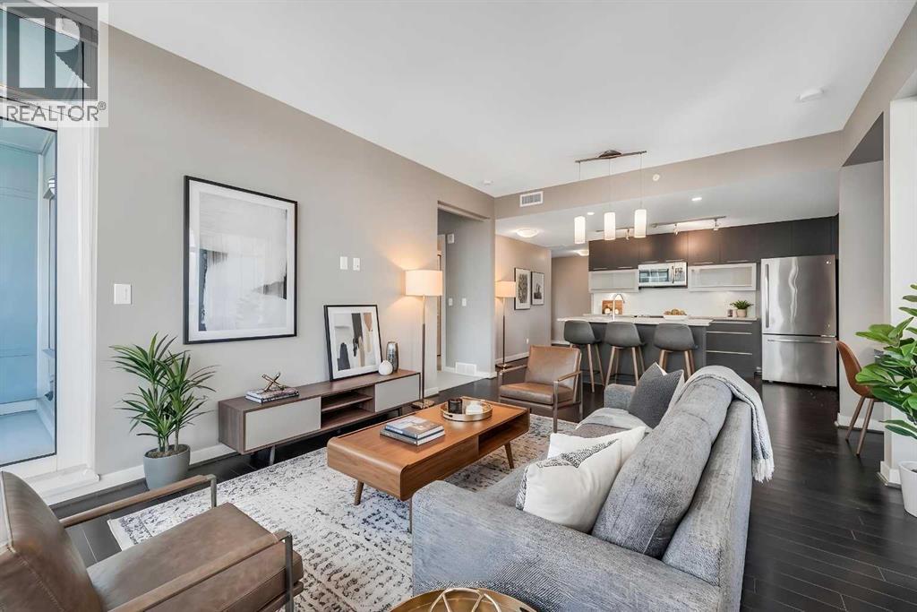 2001, 215 13 Avenue SW, Calgary, Alberta