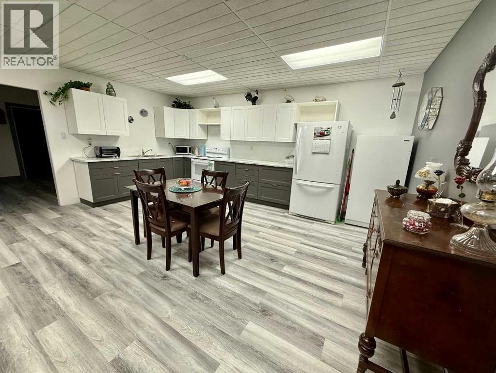 24403 East River Road, Hinton, Alberta  T7V 0A3 - Photo 30 - A2284799