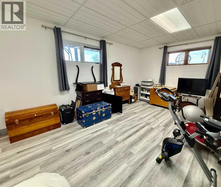 24403 East River Road, Hinton, Alberta  T7V 0A3 - Photo 36 - A2284799