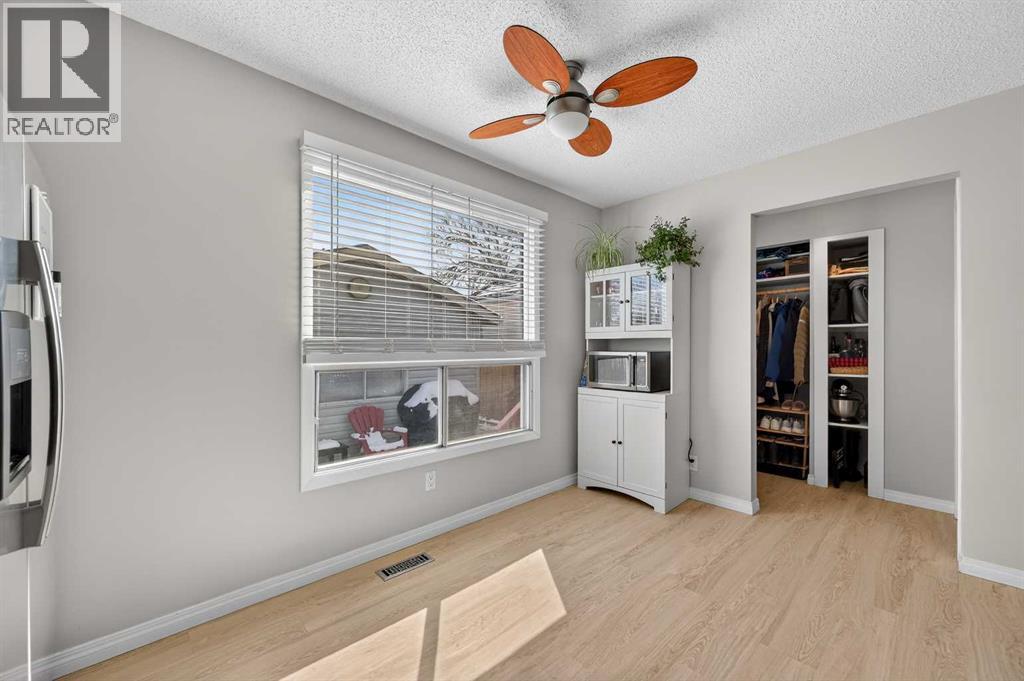 81 Queen Anne Close SE, Calgary, Alberta  T2J 6E4 - Photo 11 - A2298078