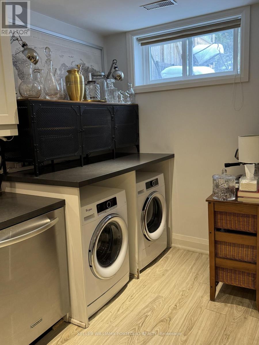 Lower - 62 Nealon Avenue, Toronto, Ontario M4K 1Z2 - Photo 11 - E12786304