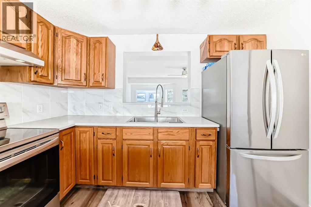 35 Kingsland Villas SW, Calgary, Alberta  T2V 5J9 - Photo 19 - A2297300