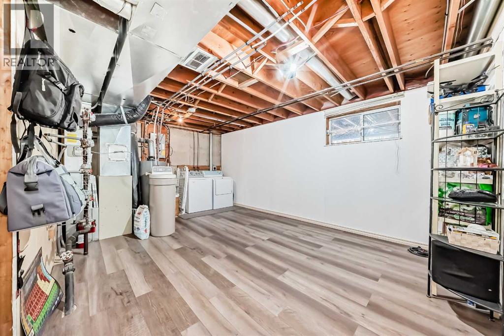 35 Kingsland Villas SW, Calgary, Alberta  T2V 5J9 - Photo 36 - A2297300