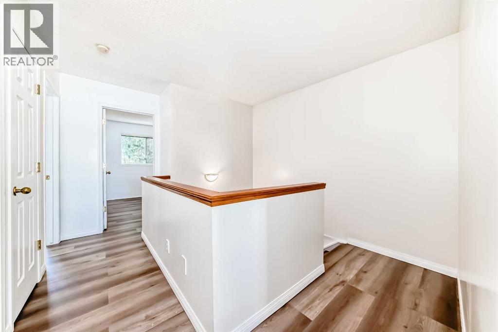 35 Kingsland Villas SW, Calgary, Alberta  T2V 5J9 - Photo 35 - A2297300