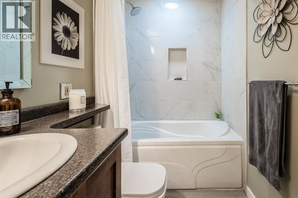 5617 Dalcastle Hill NW, Calgary, Alberta  T3A 2A2 - Photo 23 - A2297471