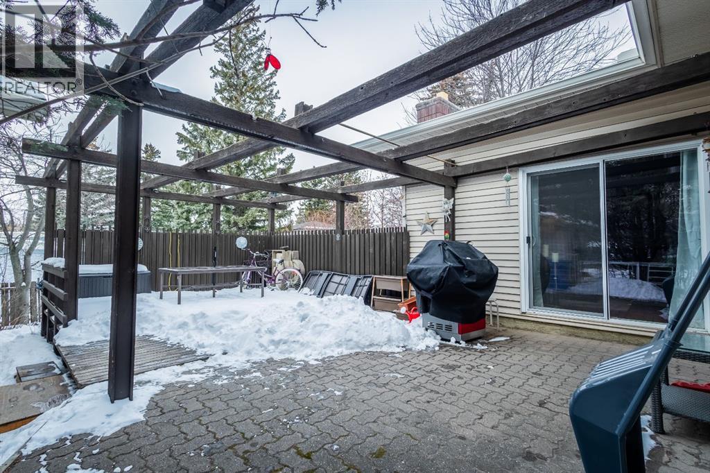 5617 Dalcastle Hill NW, Calgary, Alberta  T3A 2A2 - Photo 38 - A2297471