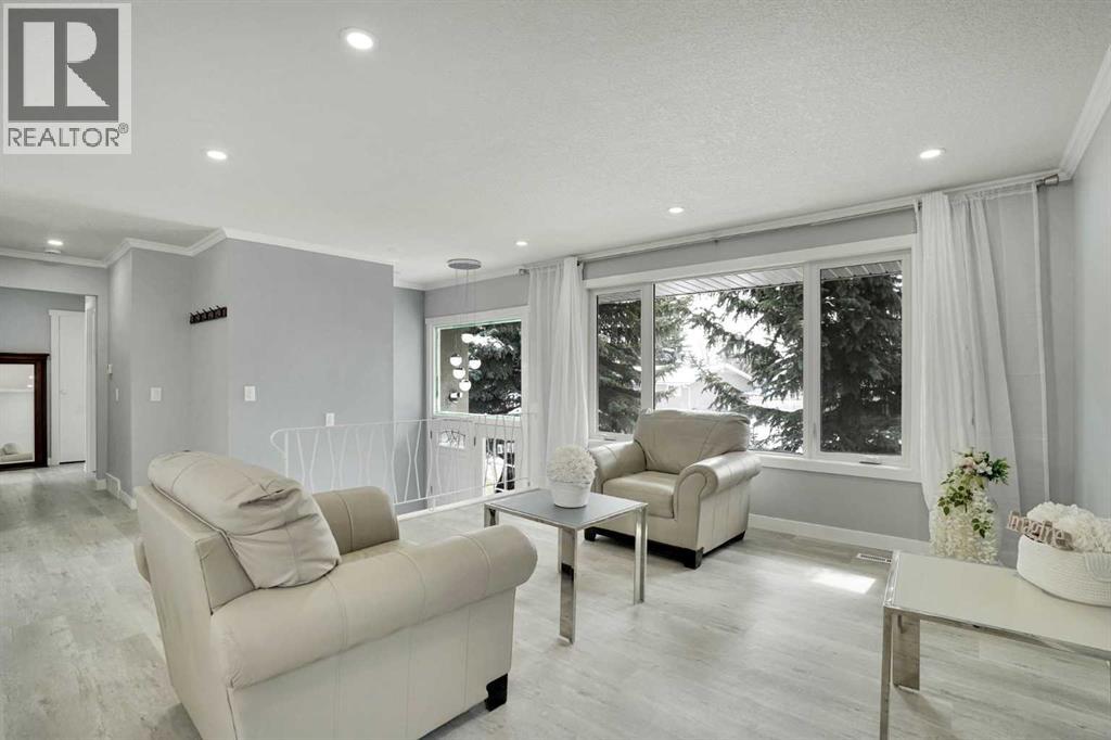 5036 Marshall Road Ne, Calgary, Alberta  T2A 2Y8 - Photo 5 - A2298403