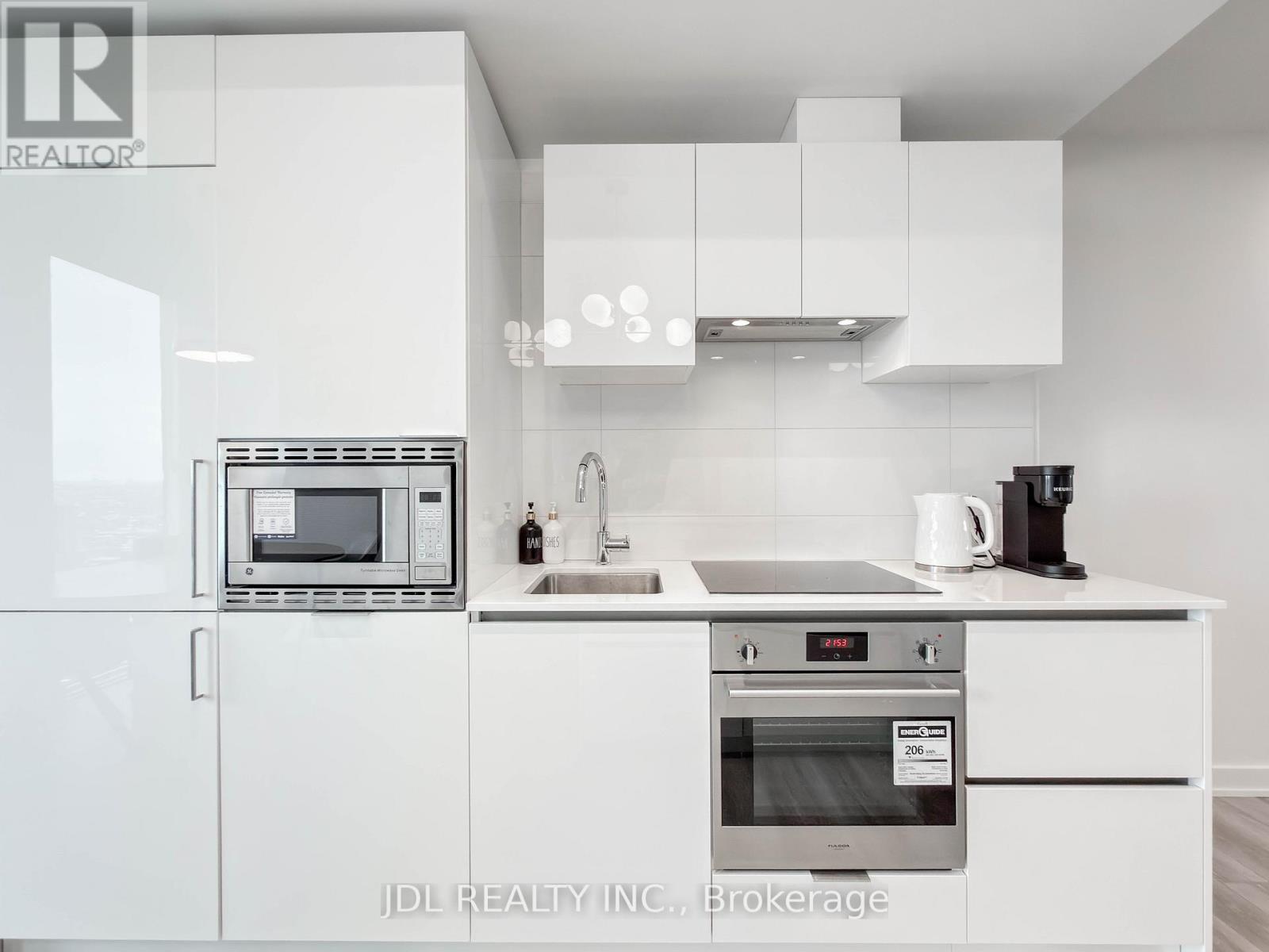 3709 - 238 Simcoe Street, Toronto, Ontario M5T 0E2 - Photo 11 - C12957080