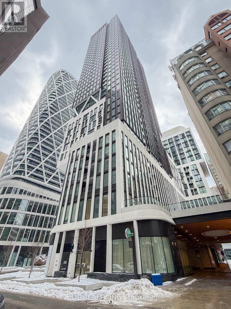 3709 - 238 Simcoe Street, Toronto, Ontario M5T 0E2 - Photo 2 - C12957080