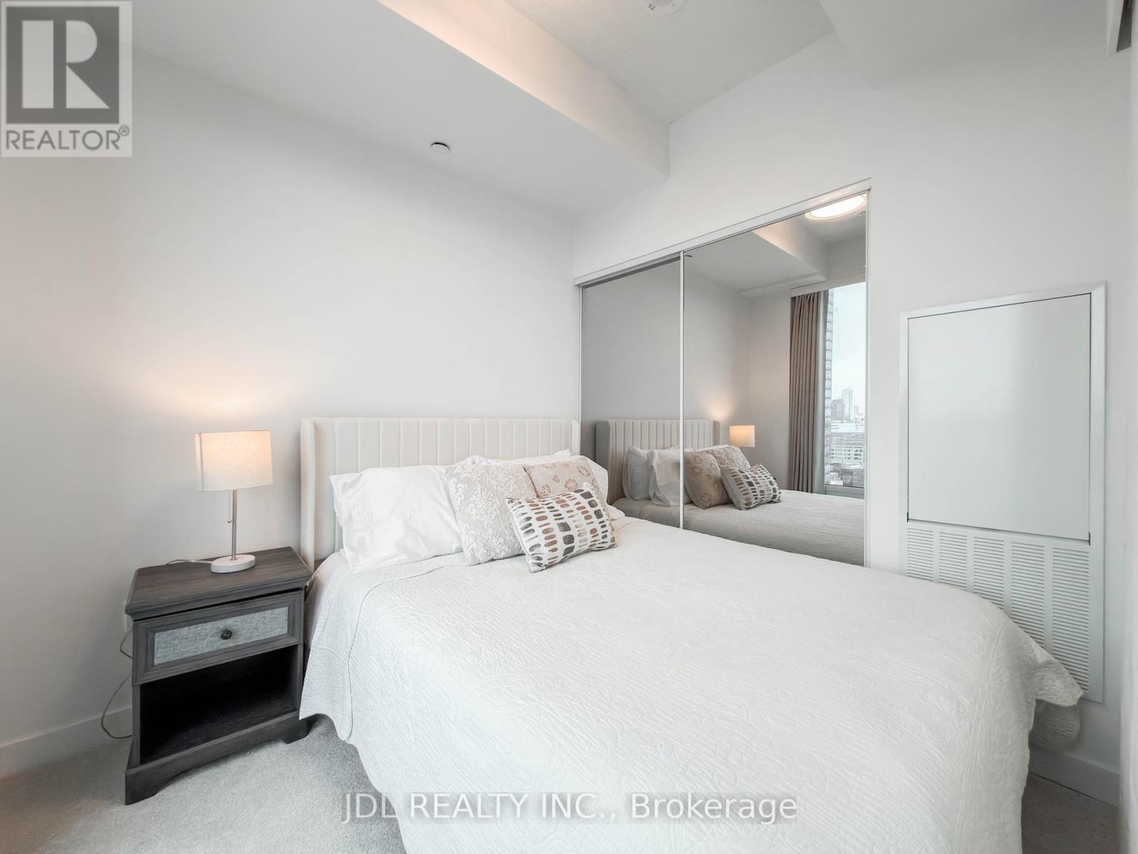 3709 - 238 Simcoe Street, Toronto, Ontario M5T 0E2 - Photo 21 - C12957080