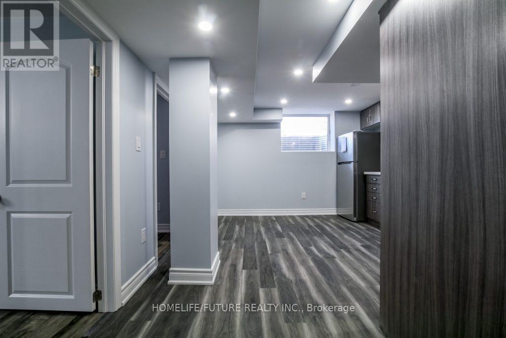 Bsmt - 90 Mountland Drive, Toronto, Ontario  M1G 2P1 - Photo 2 - E12957088