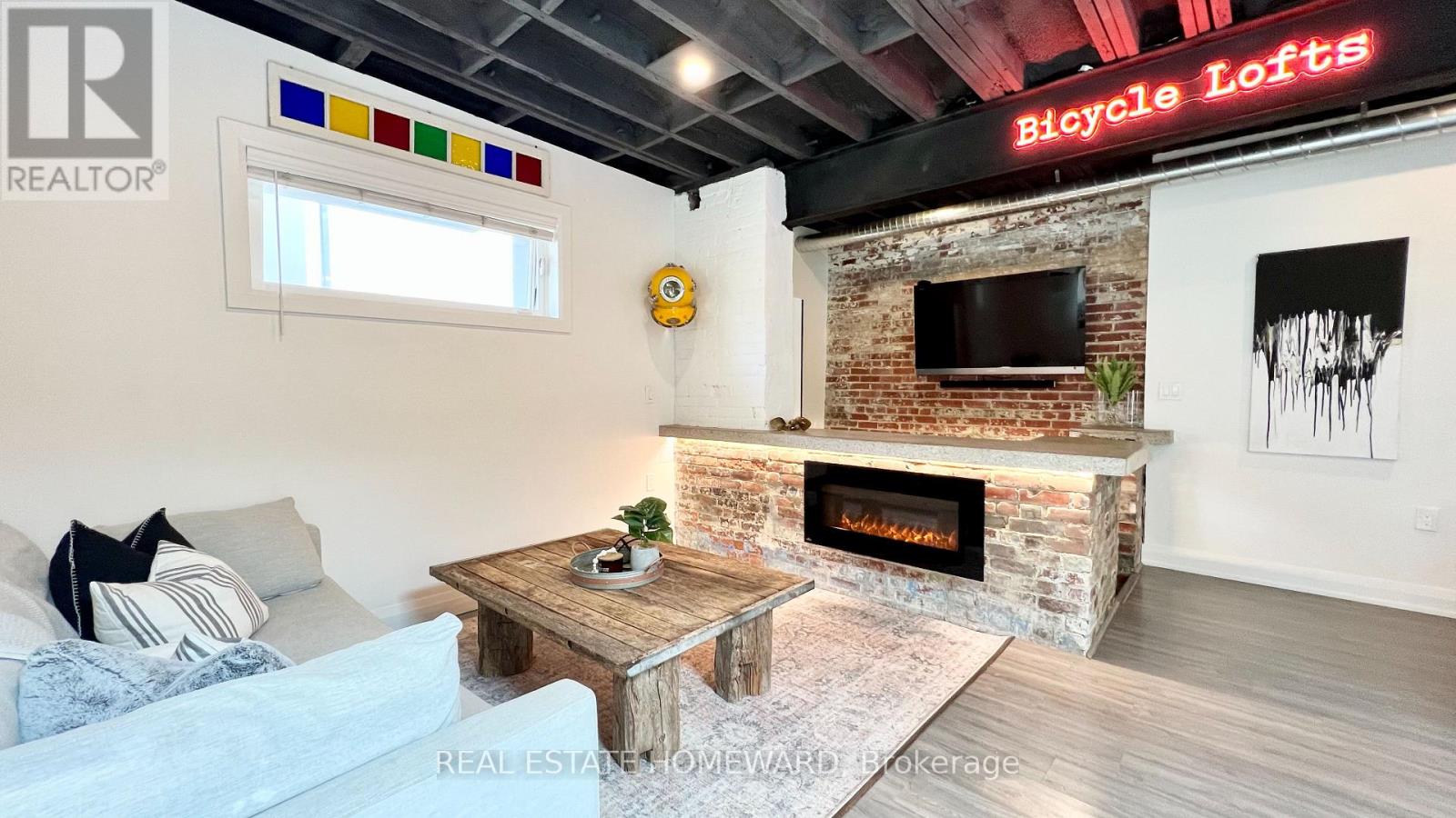 1233 Dundas Street E, Toronto, Ontario  M4M 1S4 - Photo 2 - E12957092