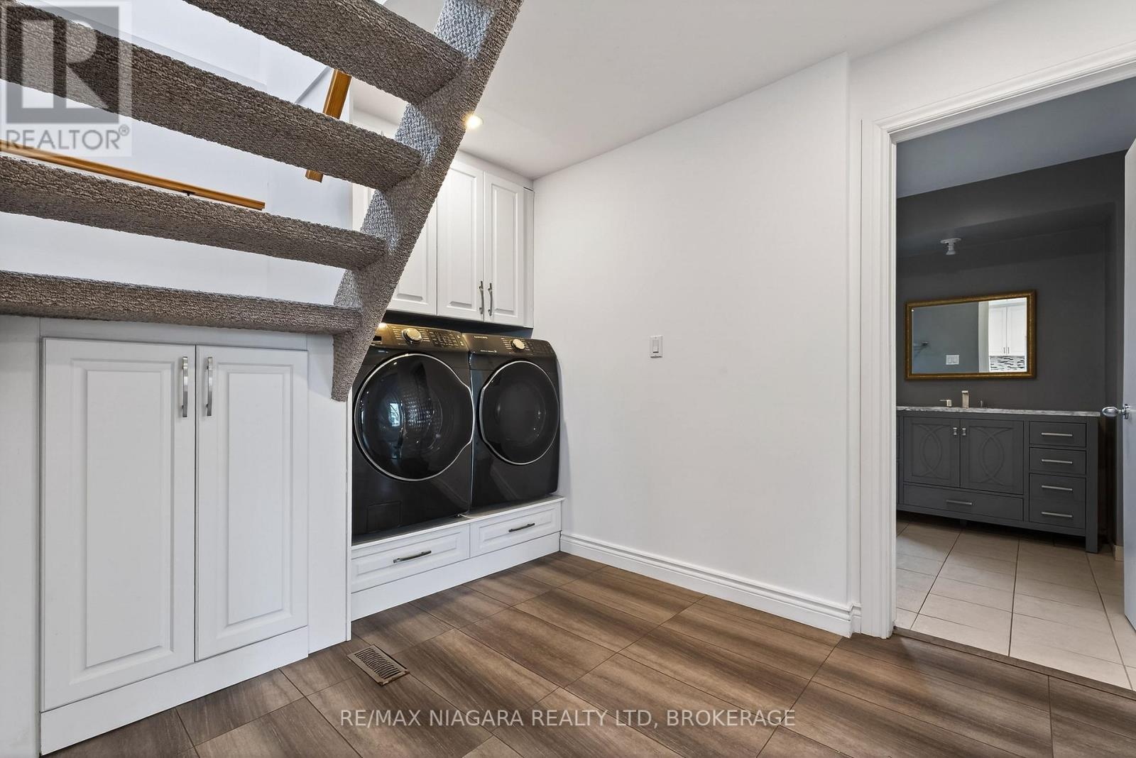 4284 Fly Road, Lincoln, Ontario  L0R 1G0 - Photo 7 - X12957084