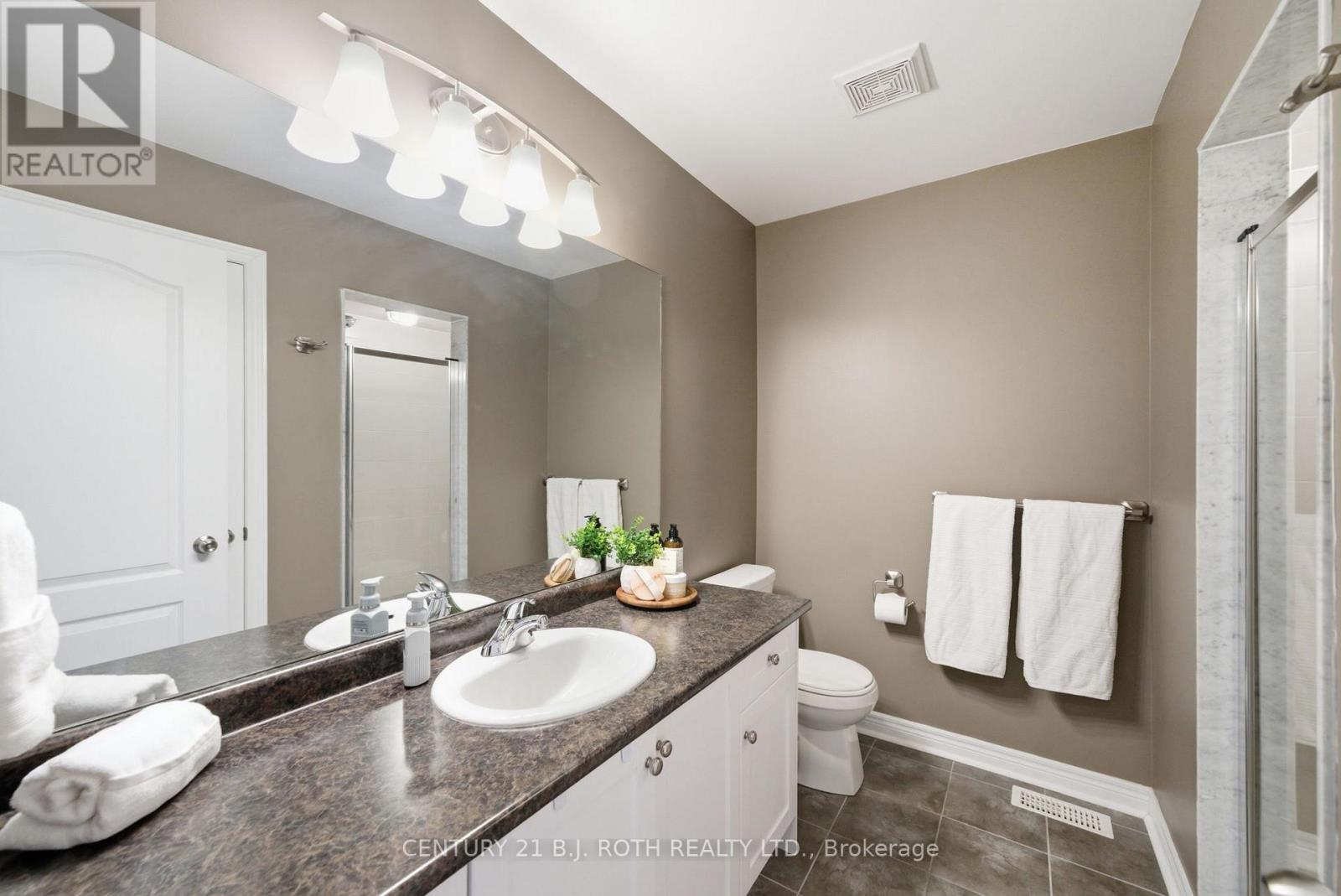 20 Bud Doucette Court, Uxbridge, Ontario  L9P 0E4 - Photo 18 - N12808910