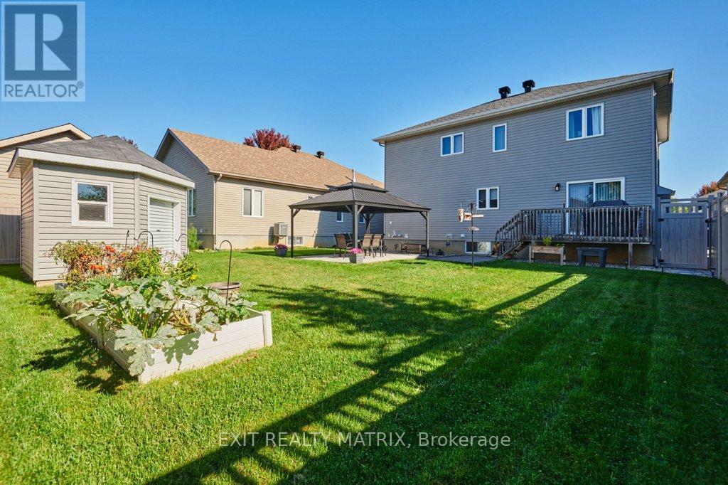 106 Cobblestone Drive, Russell, Ontario  K4R 0B2 - Photo 33 - X12894758