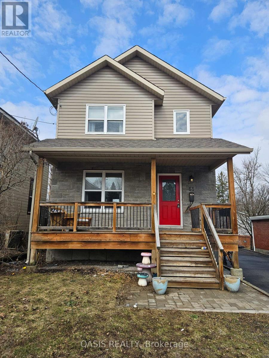 61 HERRIOTT STREET, Carleton Place, Ontario