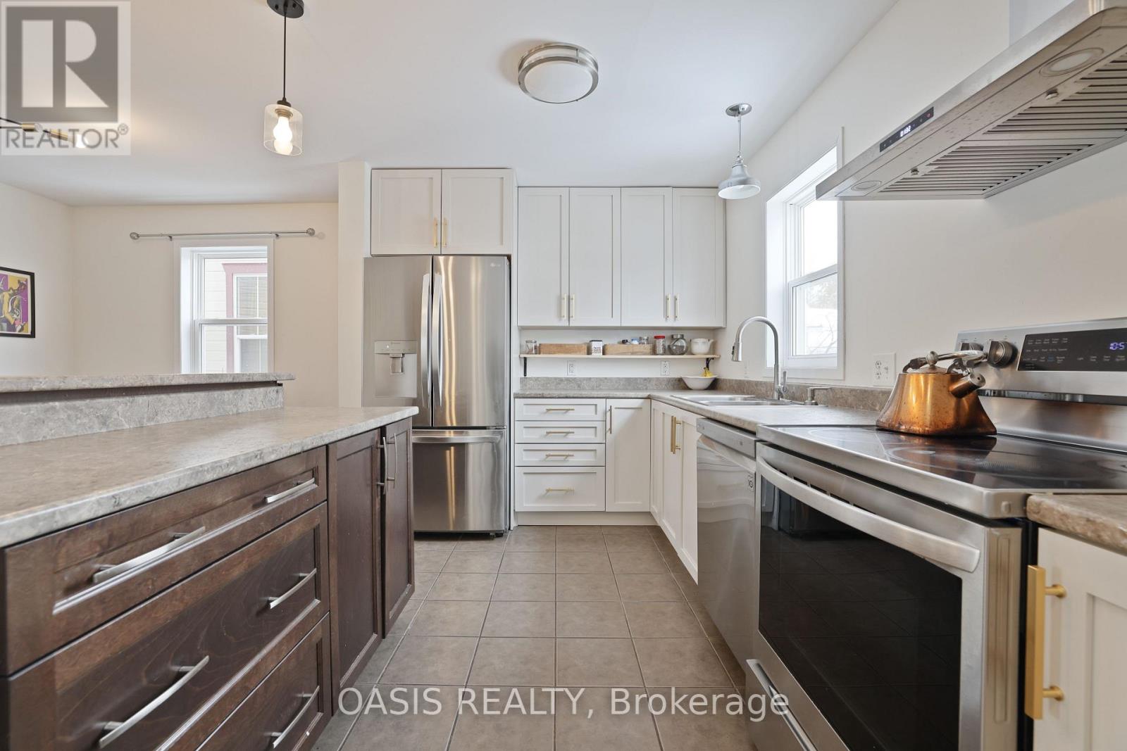 61 Herriott Street, Carleton Place, Ontario  K7C 2A6 - Photo 12 - X12896192