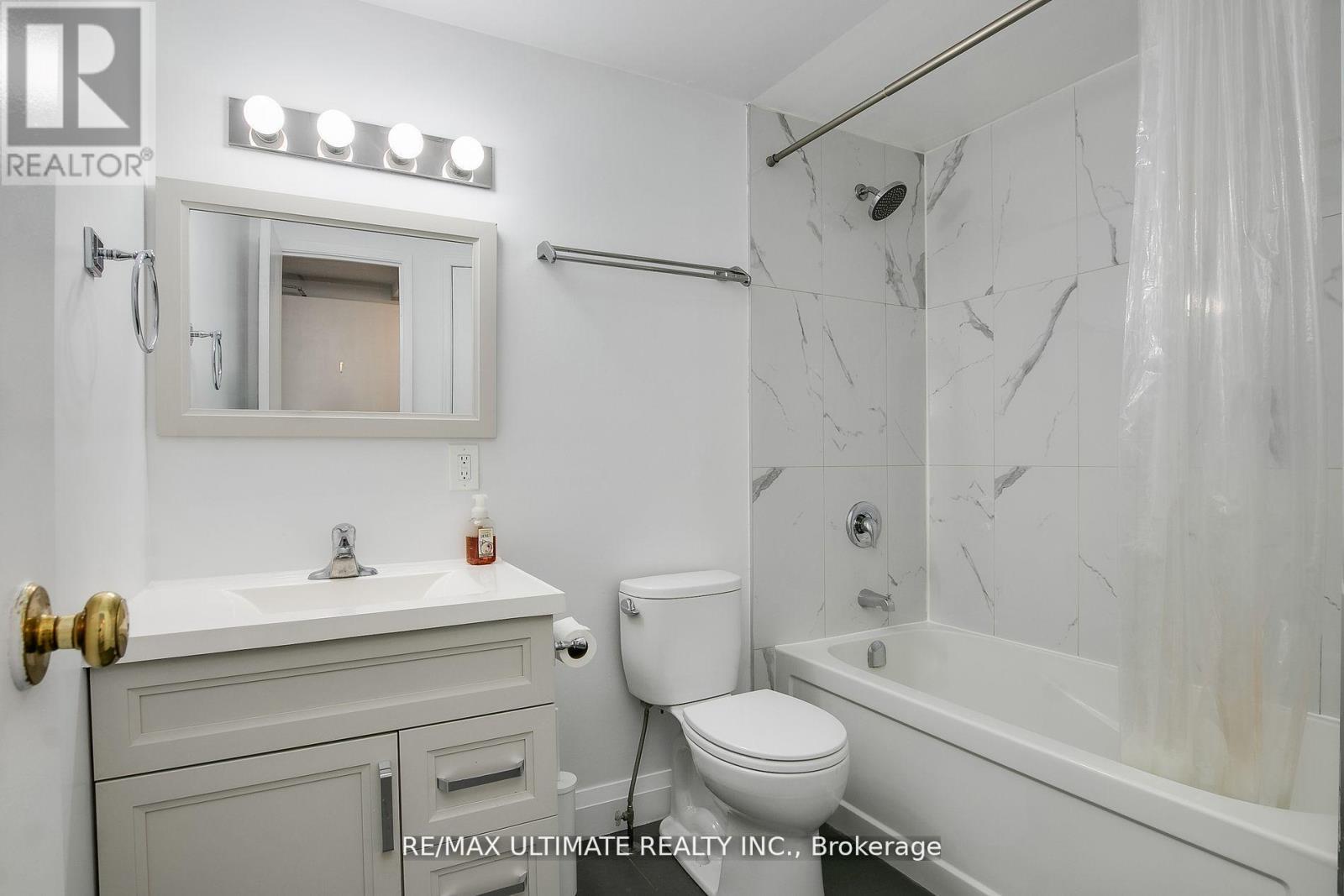 Unit 1 - 528 Runnymede Road, Toronto, Ontario  M6S 2Z7 - Photo 14 - W12957054