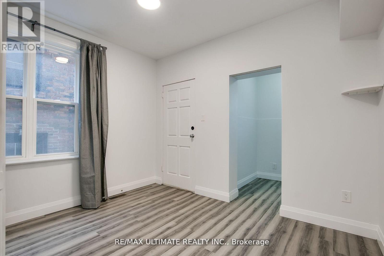 Unit 1 - 528 Runnymede Road, Toronto, Ontario  M6S 2Z7 - Photo 8 - W12957054