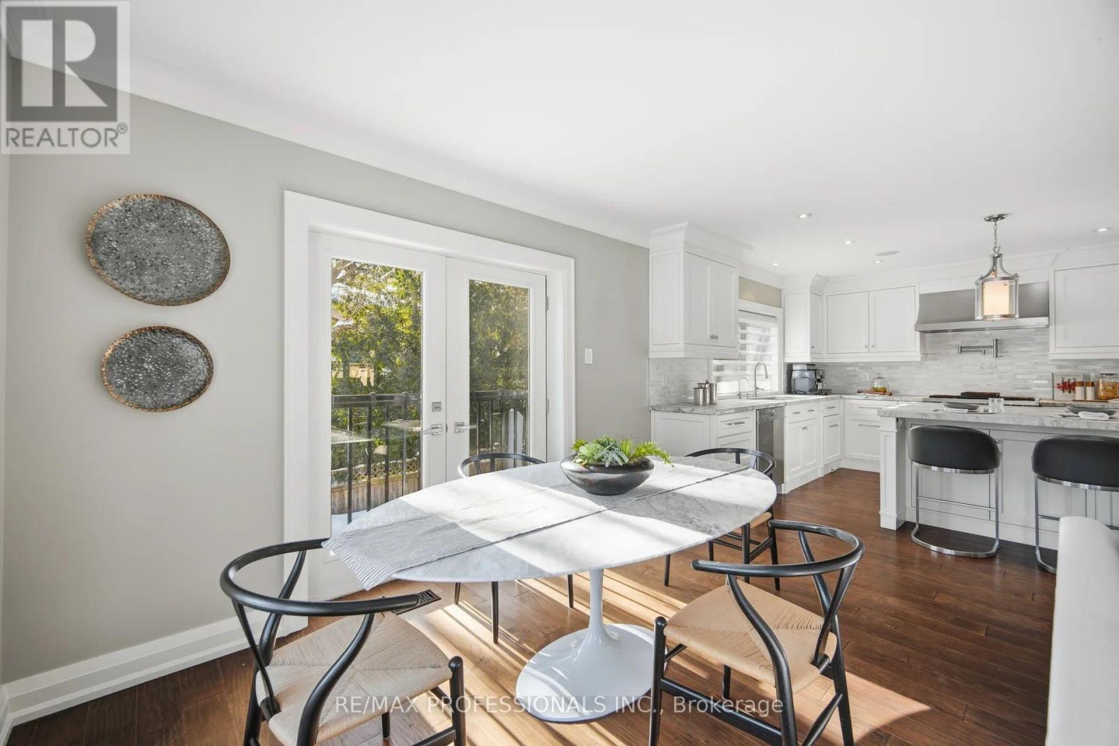 12 Walford Road, Toronto, Ontario  M8X 2P1 - Photo 12 - W12957056