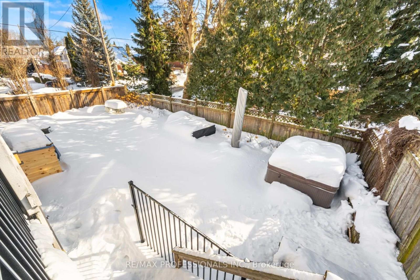 12 Walford Road, Toronto, Ontario  M8X 2P1 - Photo 41 - W12957056