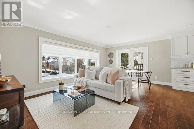 12 Walford Road, Toronto, Ontario  M8X 2P1 - Photo 9 - W12957056