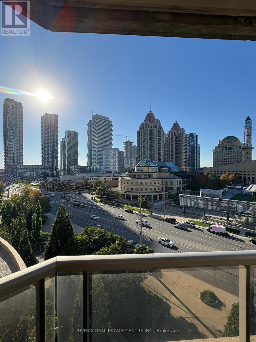 834 - 3888 Duke Of York Blvd Boulevard, Mississauga, Ontario  L5C 1Z5 - Photo 30 - W12957068