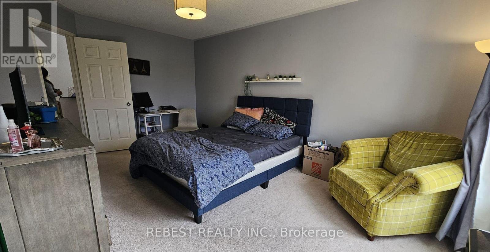 8 Treepark Street, Brampton, Ontario  L6R 1T3 - Photo 10 - W12957098