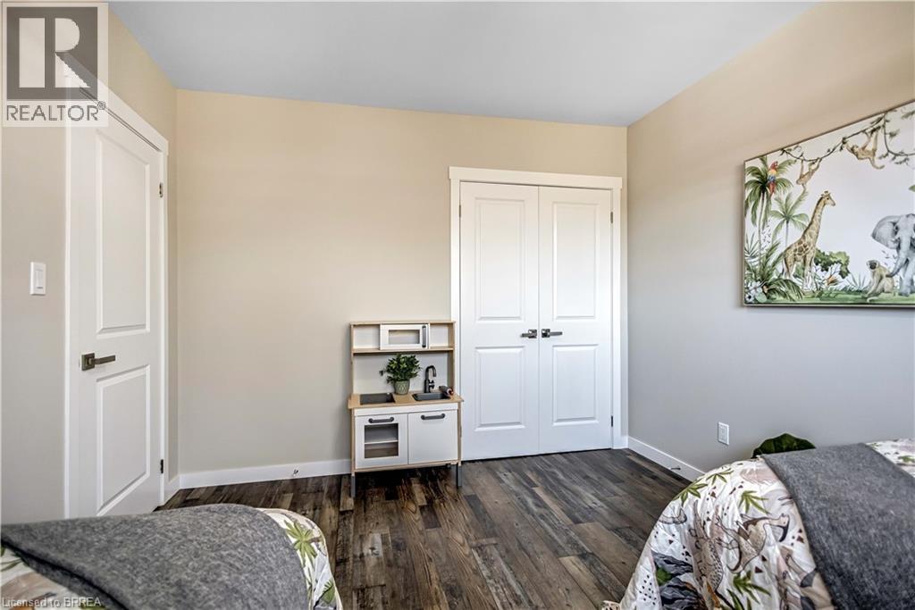 19 Kennedy Street, Brantford, Ontario  N3R 2C7 - Photo 26 - 40813454