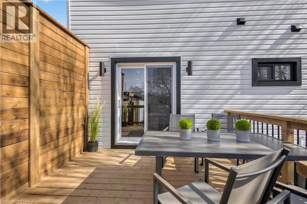 19 Kennedy Street, Brantford, Ontario  N3R 2C7 - Photo 42 - 40813454