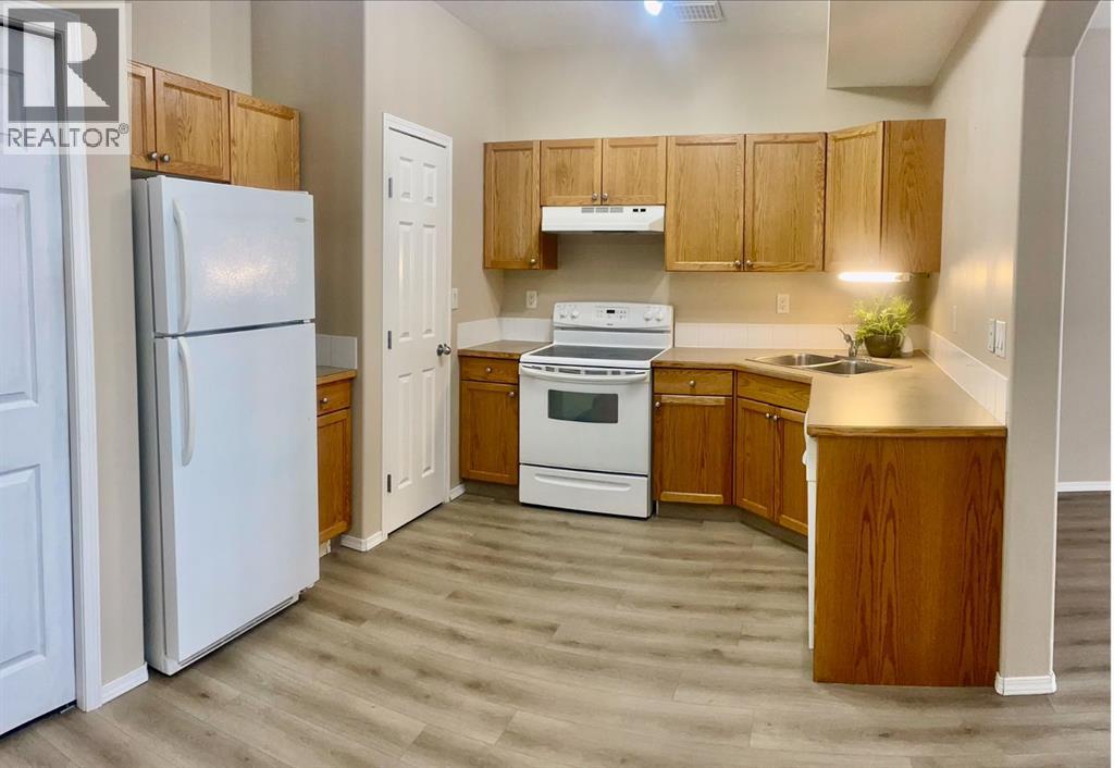 9, 2 Hinshaw Drive, Sylvan Lake, Alberta  T4S 2J2 - Photo 17 - A2230118