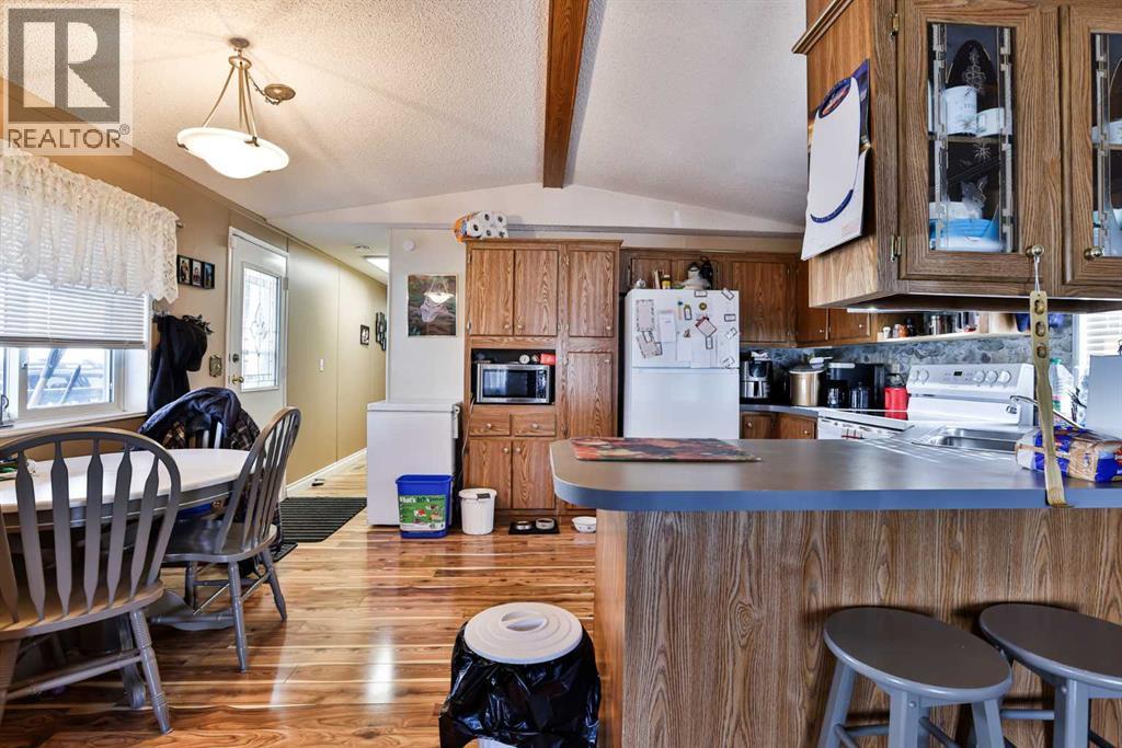 41, 2300 13 Street N, Lethbridge, Alberta  T1M 4E8 - Photo 5 - A2297477