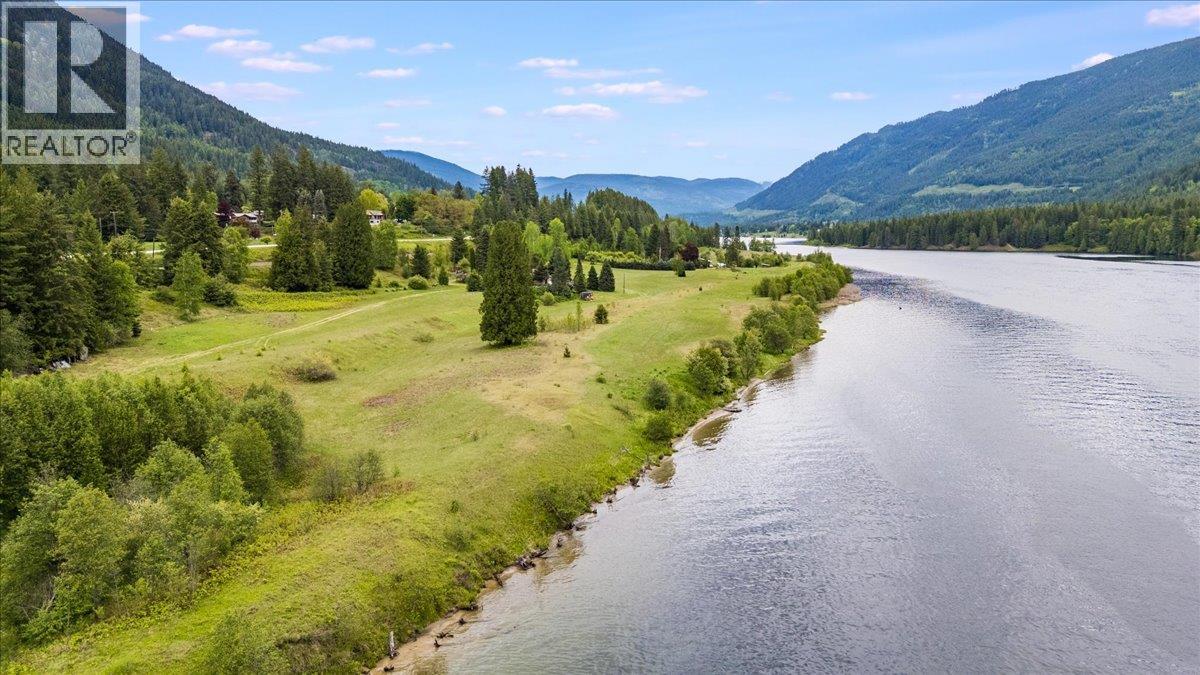 1864 Highway 3a, Castlegar, British Columbia  V1N 4N7 - Photo 16 - 10381286