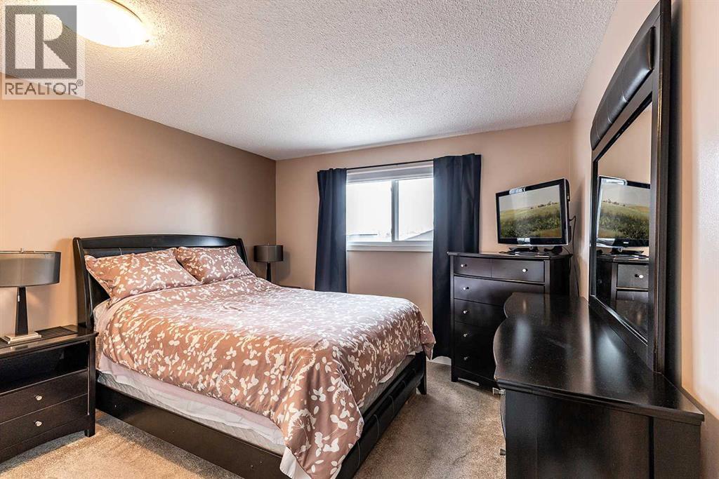 90 Robinson Crescent Se, Medicine Hat, Alberta  T1B 3G3 - Photo 24 - A2297632