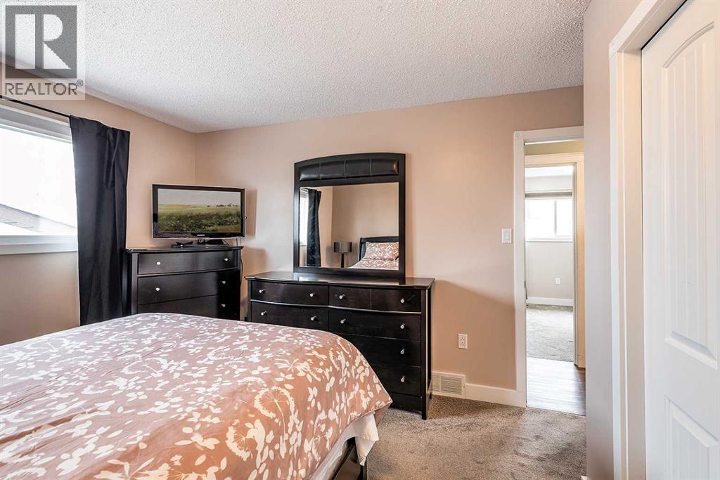 90 Robinson Crescent Se, Medicine Hat, Alberta  T1B 3G3 - Photo 27 - A2297632
