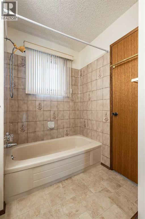 223 Sprague Way Se, Medicine Hat, Alberta  T1B 3L9 - Photo 20 - A2297991