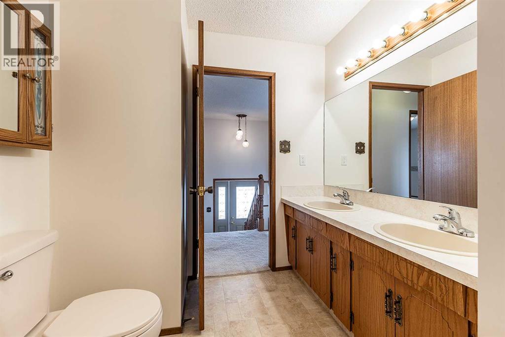 223 Sprague Way Se, Medicine Hat, Alberta  T1B 3L9 - Photo 21 - A2297991