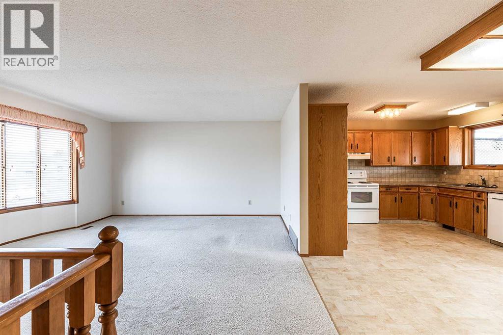 223 Sprague Way Se, Medicine Hat, Alberta  T1B 3L9 - Photo 7 - A2297991