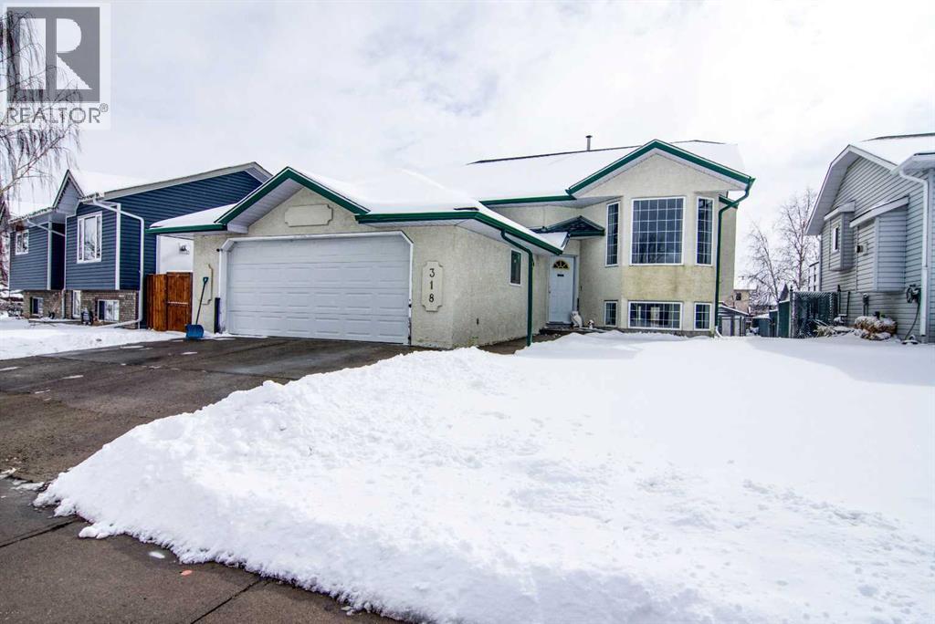 318 Strathford Crescent, Strathmore, Alberta  T1P 1N9 - Photo 2 - A2291394