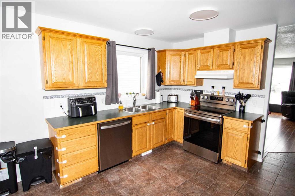 318 Strathford Crescent, Strathmore, Alberta  T1P 1N9 - Photo 20 - A2291394