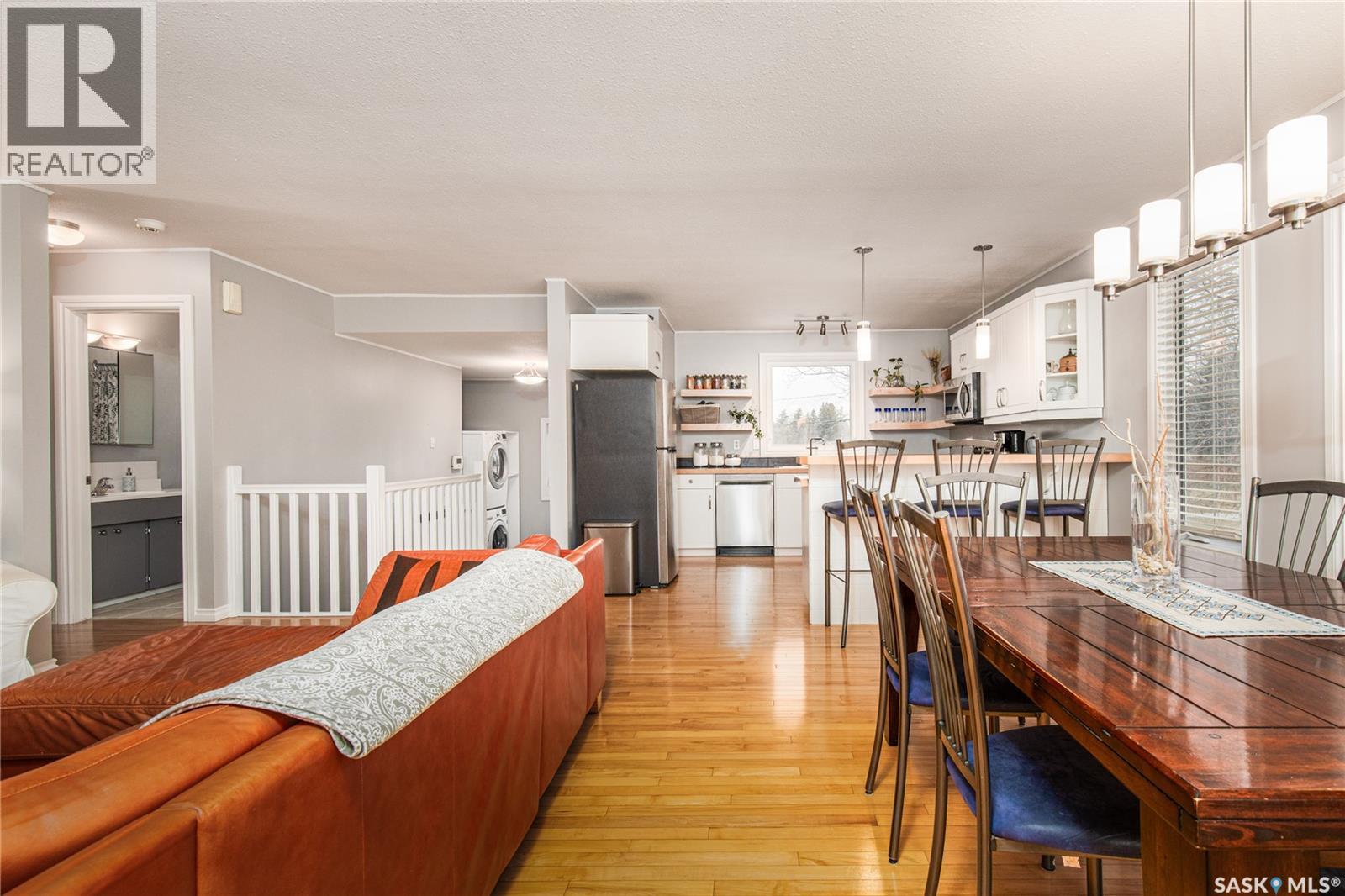 219 Cedar Crescent, Caronport, Saskatchewan  S0H 0S0 - Photo 11 - SK031915